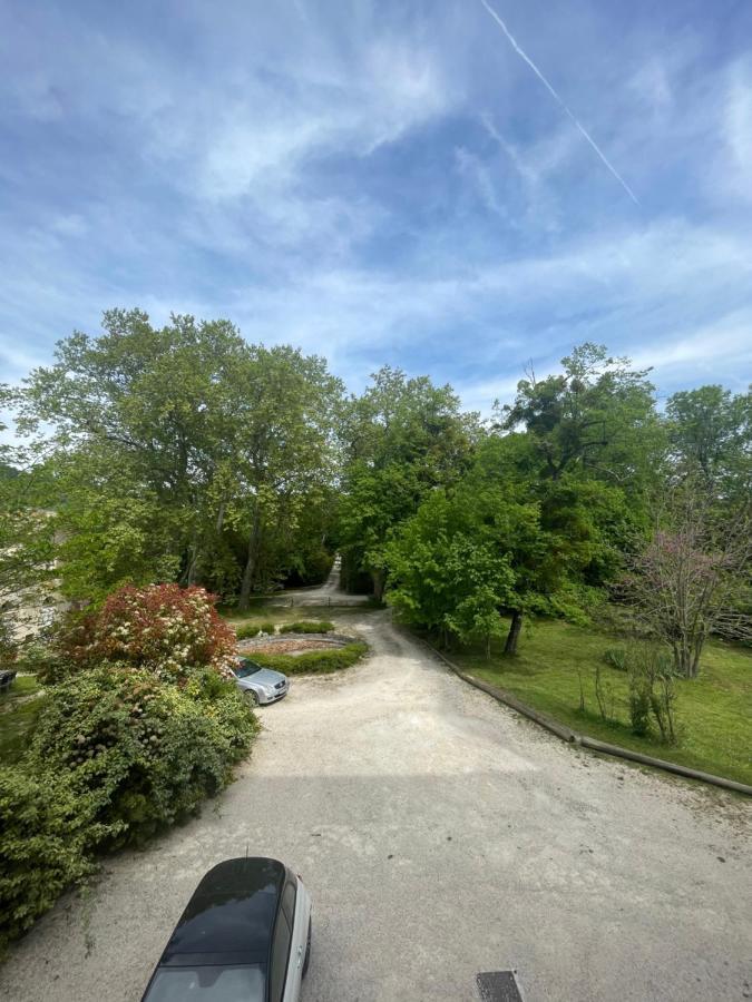 Le château Emile Loubet - Appartement entier La Bégude-de-Mazenc Extérieur photo